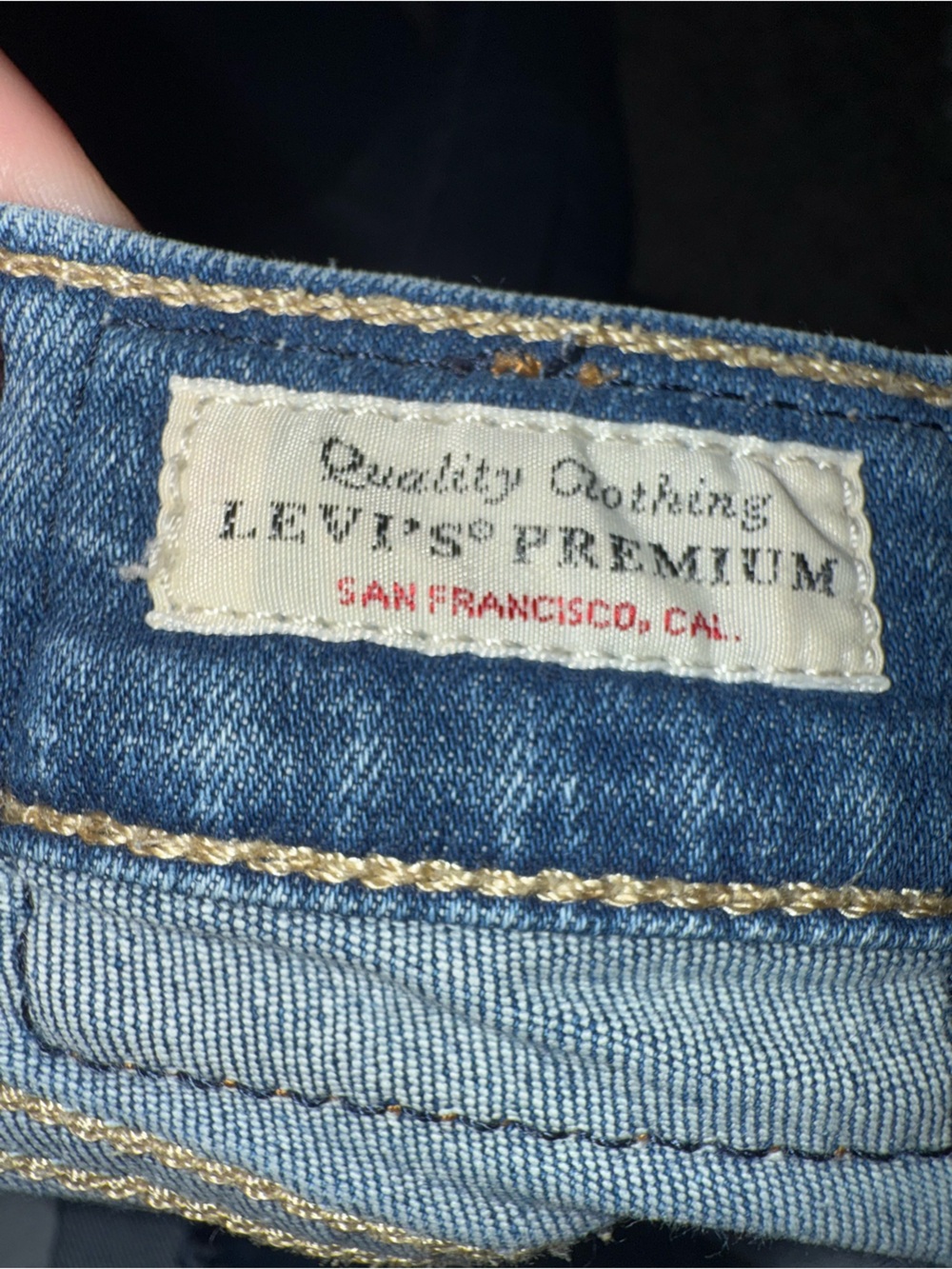 Rare Women's Vintage Premium LEVIS Mid Wash Blue Frayed Hem Boyfriend Jeans - Picture 9 of 10